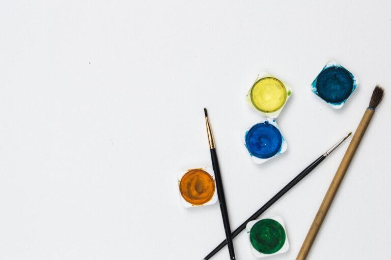 Unlock Your Creativity with Vividspalette’s Premium Paint Supplies