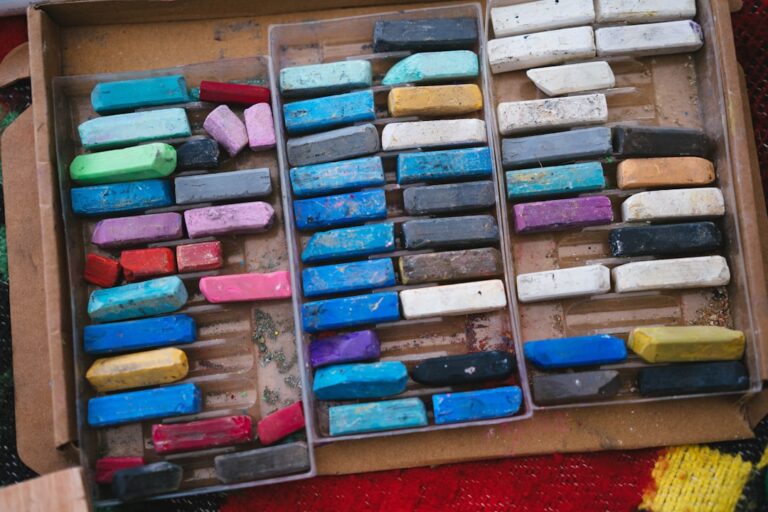 Why Vividspalette is Your Go-To Source for Art Supplies Online